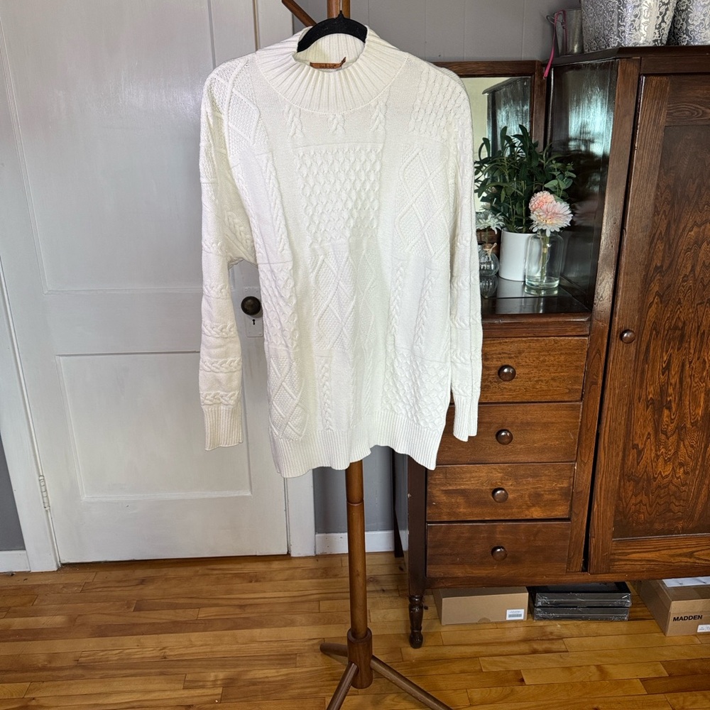 🤍 Belldini Cable Knit Sweater Dress — Size M (Oversized Fit)